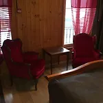 Historic Steinbock Hotel 2*